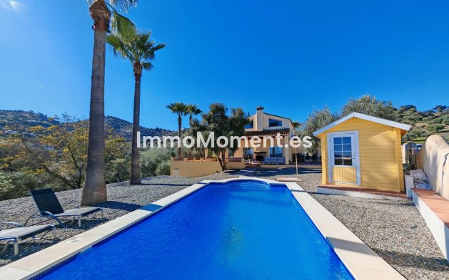 Reventa - Casa de campo - Interior  - Coín