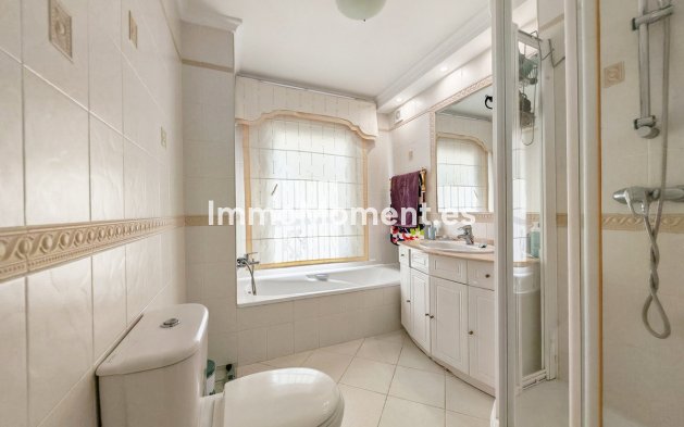 Wiederverkauf - Villa - Benalmadena - Benalmadena Centro