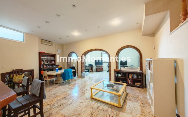 Wiederverkauf - Villa - Benalmadena - Benalmadena Centro