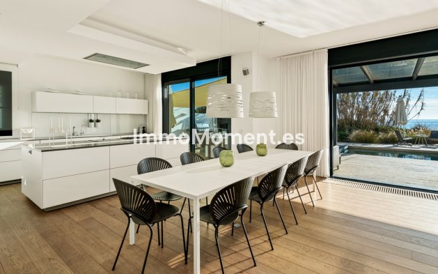 Wiederverkauf - Freistehende Villa - Marbella - Costabella