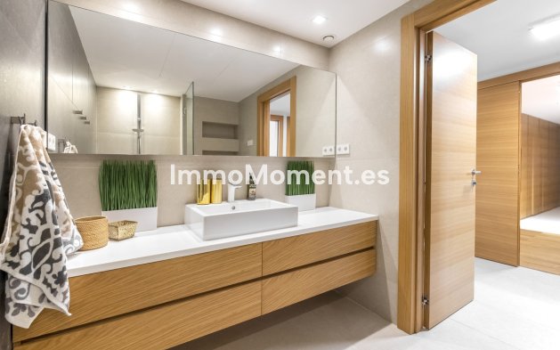 Wiederverkauf - Freistehende Villa - Marbella - Costabella