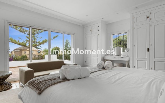 Resale - Villa - Marbella - Las Chapas