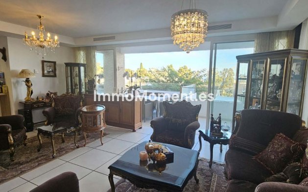 Revente - Villa - Benalmadena - Benalmadena Centro