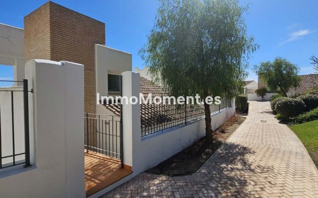 Revente - Villa - Benalmadena - Benalmadena Centro