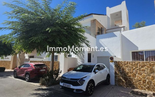 Revente - Villa - Benalmadena - Benalmadena Centro
