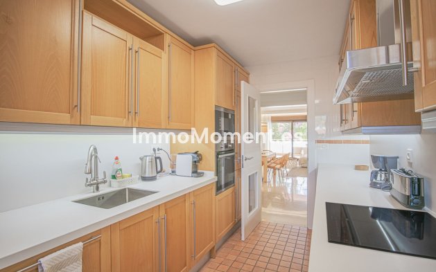 Wiederverkauf - Wohnung - Estepona  - Estepona Centro