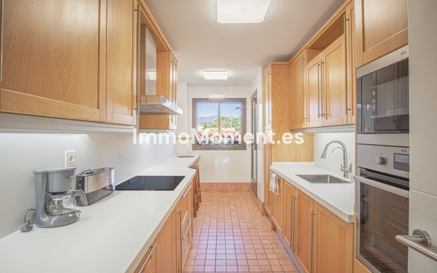 Wiederverkauf - Wohnung - Estepona  - Estepona Centro