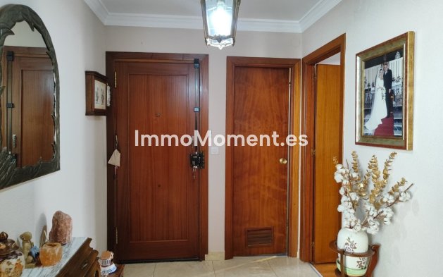 Resale - Apartment - Torremolinos