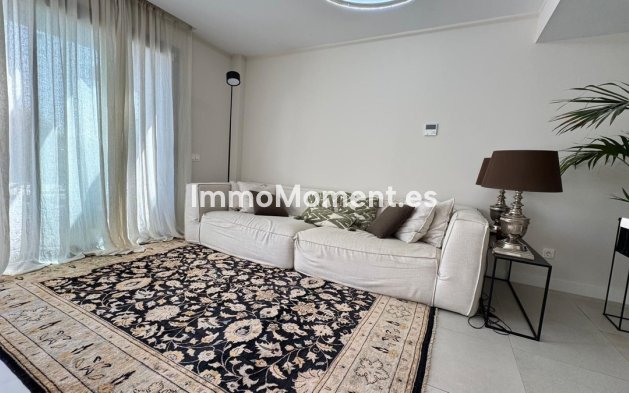Reventa - Apartamento - Estepona  - Estepona Centro