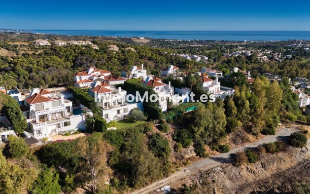 Resale - Villa - Marbella - Nueva Andalucía