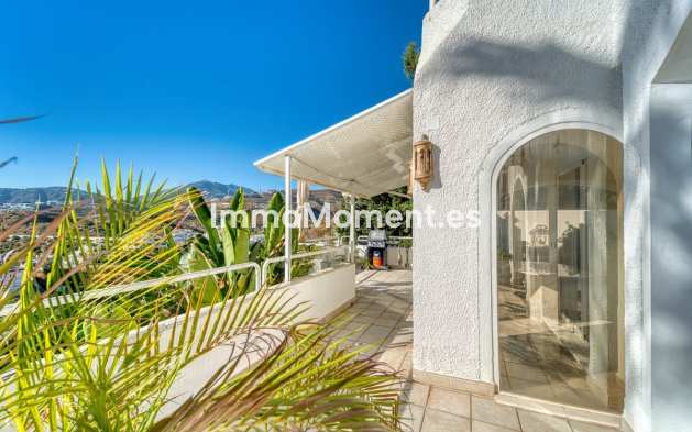 Resale - Villa - Marbella - Nueva Andalucía