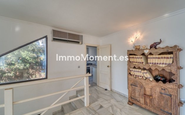 Resale - Villa - Marbella - Nueva Andalucía