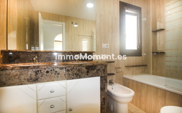 Revente - Maison mitoyenne - Manilva - La Duquesa