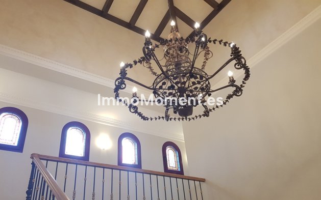 Wiederverkauf - Villa - Marbella - Sierra Blanca