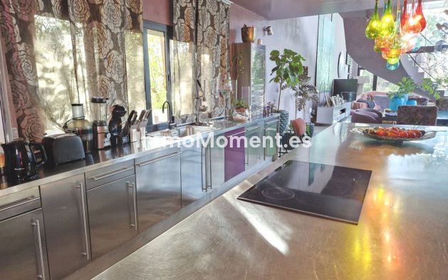 Wiederverkauf - Villa - Estepona  - Estepona Centro