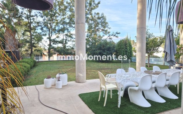 Wiederverkauf - Villa - Estepona  - Estepona Centro