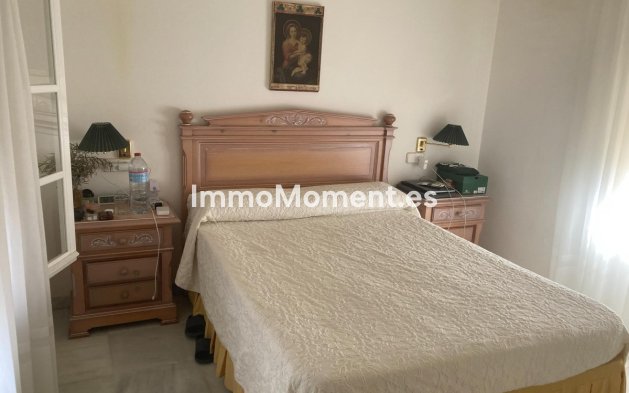 Resale - Villa - Estepona - New Golden Mile