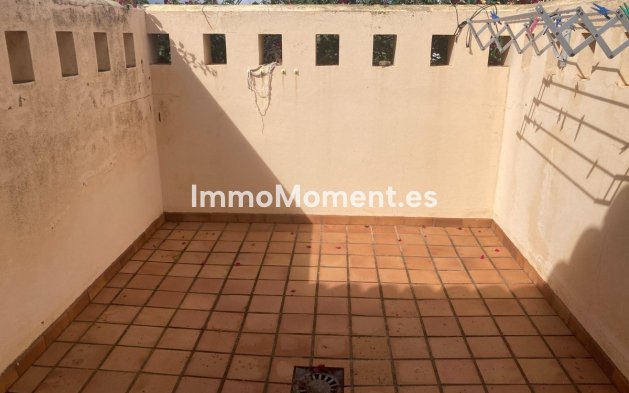 Resale - Villa - Estepona - New Golden Mile