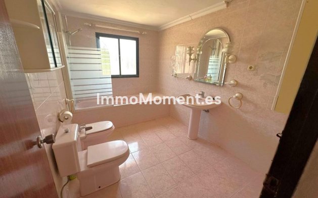 Wiederverkauf - Landhaus - Estepona  - Estepona Centro