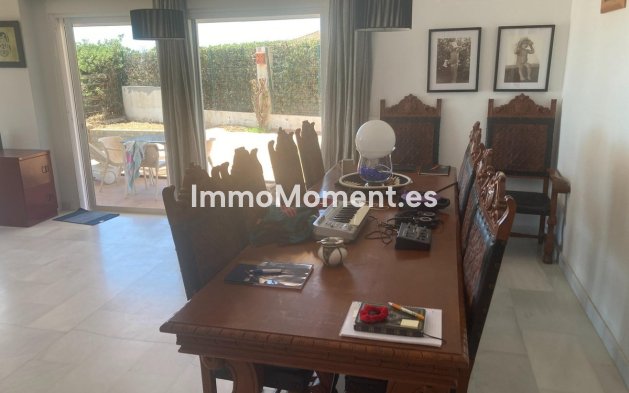 Revente - Maison mitoyenne - Estepona  - Estepona Centro