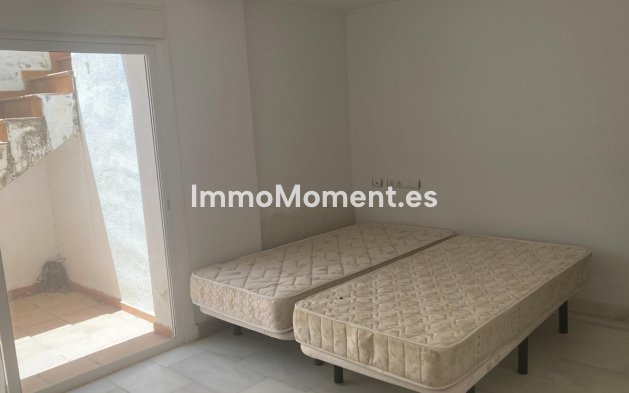 Revente - Maison mitoyenne - Estepona  - Estepona Centro