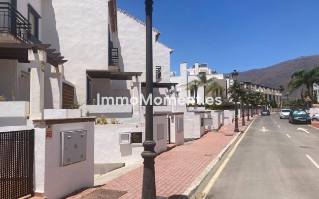 Revente - Maison mitoyenne - Estepona  - Estepona Centro