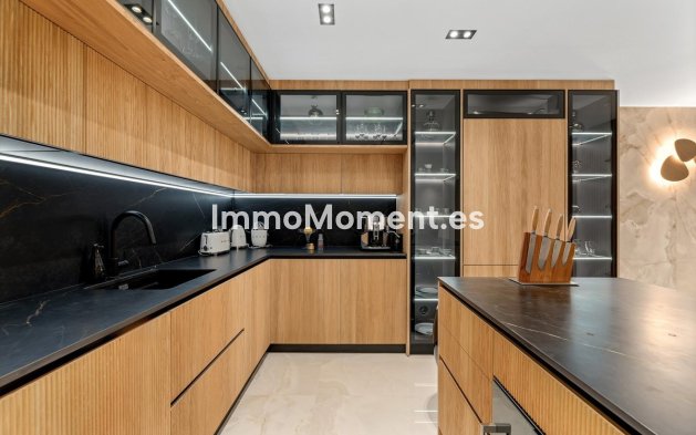 Wiederverkauf - Wohnung - Estepona  - Estepona Centro