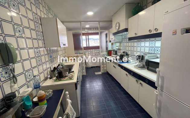 Revente - Appartement - Estepona  - Estepona Centro
