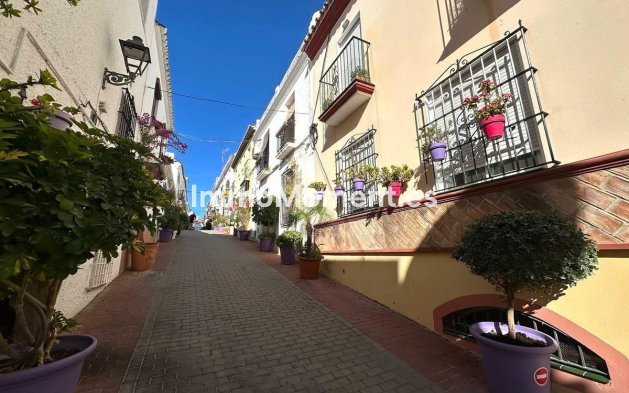 Wiederverkauf - Reihenhaus - Estepona  - Estepona Centro