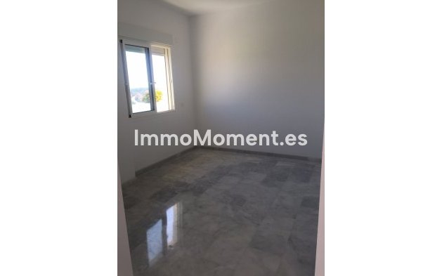 Wiederverkauf - Wohnung - Estepona  - Valle Romano
