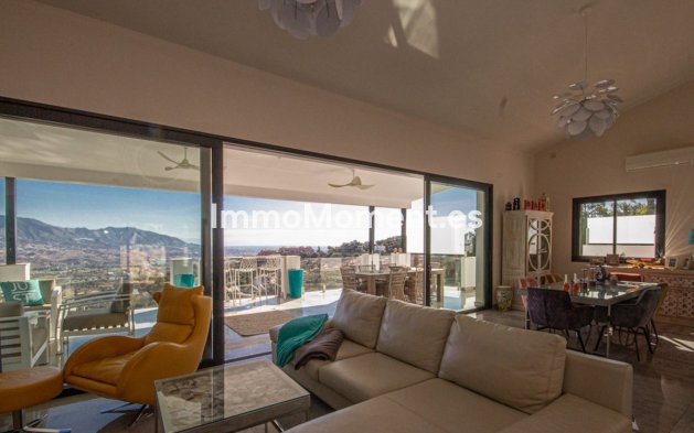 Wiederverkauf - Villa - Marbella - La Mairena