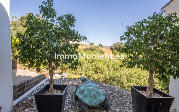 Wiederverkauf - Villa - Marbella - La Mairena