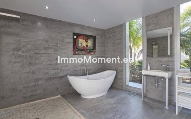 Resale - Villa - Benahavís - Benahavís Centro