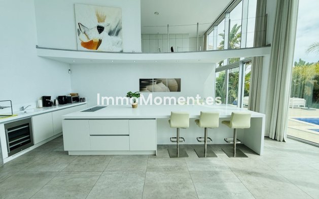 Resale - Villa - Benahavís - Benahavís Centro