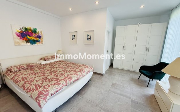 Resale - Villa - Benahavís - Benahavís Centro