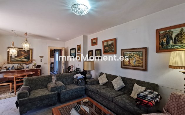 Wiederverkauf - Villa - Torremolinos