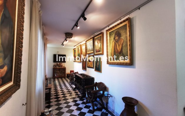 Wiederverkauf - Villa - Torremolinos