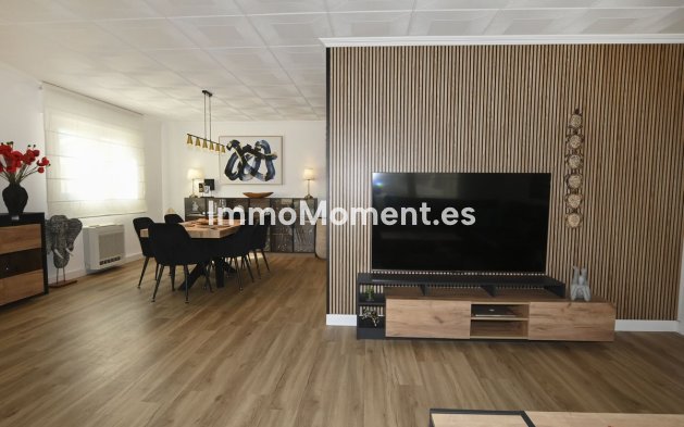 Wiederverkauf - Villa - La Nucía - La Nucia Centro