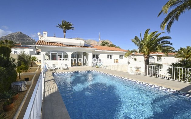 Wiederverkauf - Villa - La Nucía - La Nucia Centro