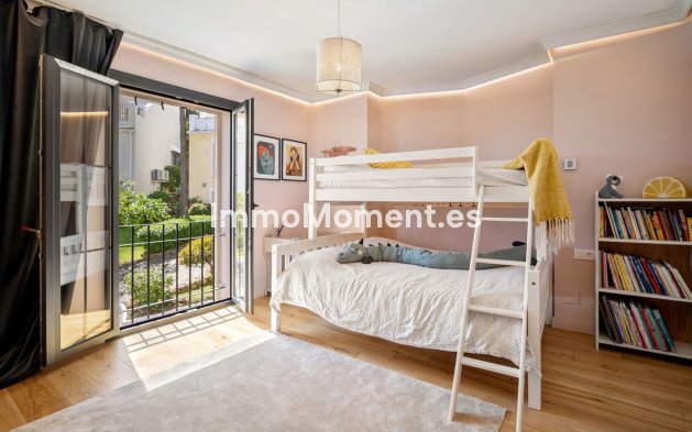 Revente - Maison mitoyenne - Marbella - Marbella Centro
