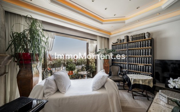 Wiederverkauf - Wohnung - Marbella - Puerto Banús