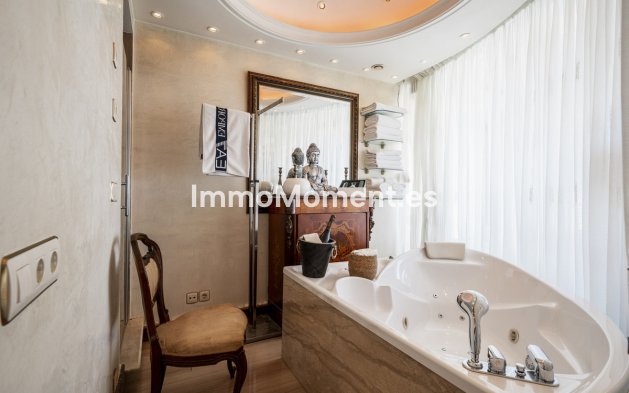 Wiederverkauf - Wohnung - Marbella - Puerto Banús