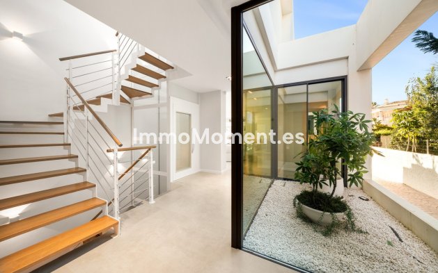 Wiederverkauf - Villa - Estepona  - New Golden Mile