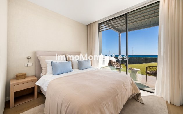 Wiederverkauf - Villa - Estepona  - New Golden Mile
