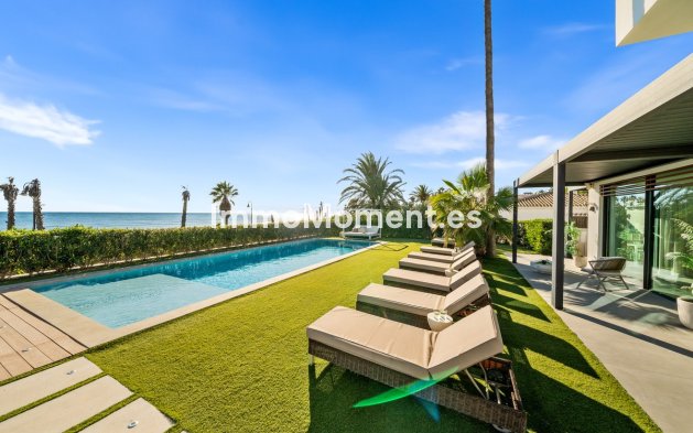 Wiederverkauf - Villa - Estepona  - New Golden Mile