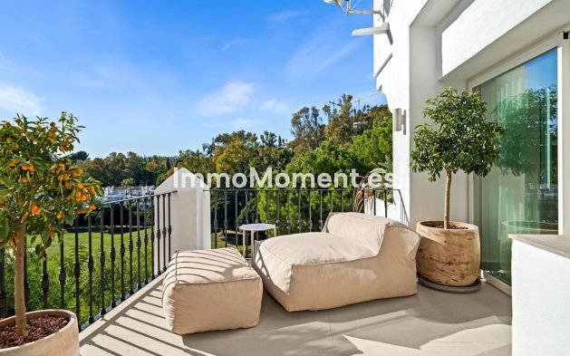 Resale - Apartment - Benahavís - La Quinta