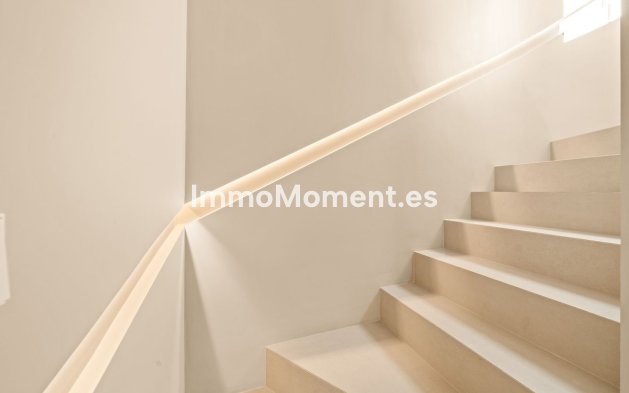 Resale - Apartment - Benahavís - La Quinta