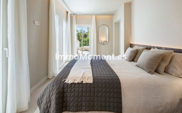 Resale - Apartment - Benahavís - La Quinta