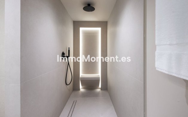 Resale - Apartment - Benahavís - La Quinta