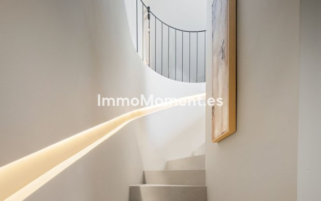 Resale - Apartment - Benahavís - La Quinta